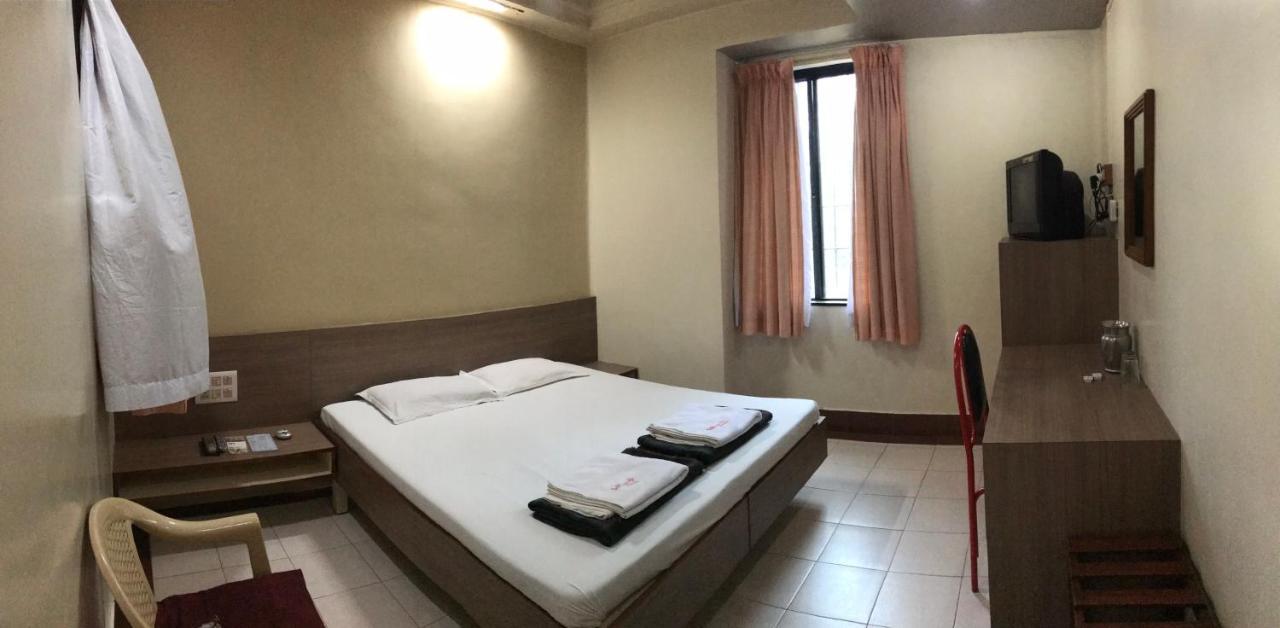 Hotel Satkar Cafeteria Belagavi Zewnętrze zdjęcie