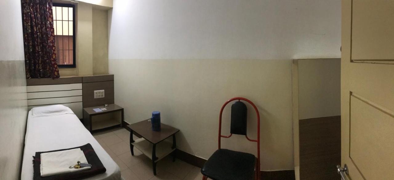 Hotel Satkar Cafeteria Belagavi Zewnętrze zdjęcie